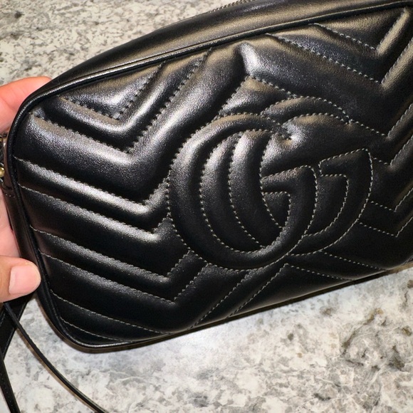 GG MARMONT SMALL SHOULDER BAG - Picture 8 of 13